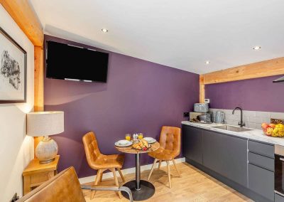 Inside the Daffodil Luxury Lodge