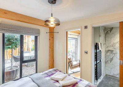 Bedroom in the Luxury Lodge - Secret Garden